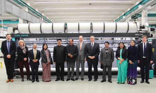 Indian Minister of State for Textiles visits Karl Mayer