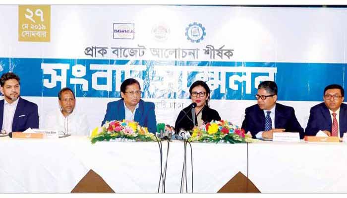 Bangla RMG exporters demand 5 per cent cash incentive