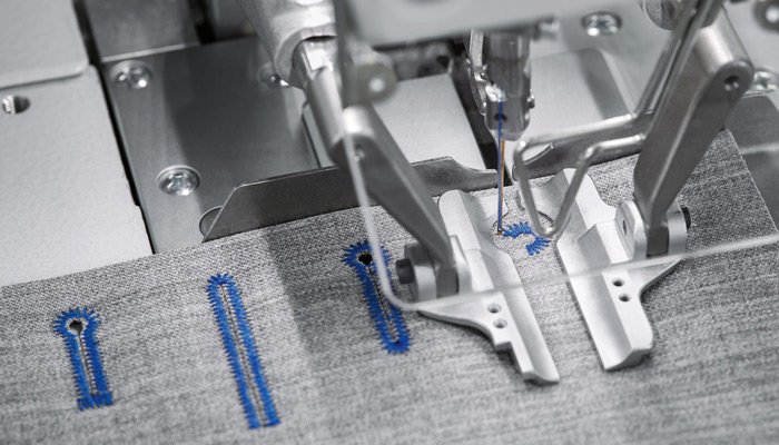 Durkopp makes automatic eyelet buttonholer with Festo
