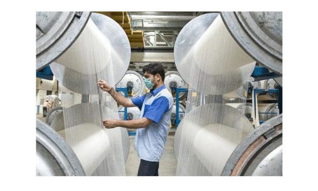 Spinning mills cut production by 15 percent in Gujarat