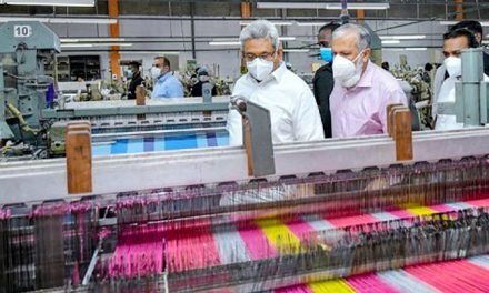 Sri Lankan President urges local industries to commence production of high quality textiles