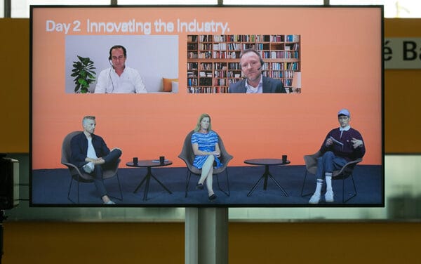 Fashionsustain: A rapidly digitising fashion industry moving towards sustainability