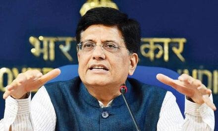 Piyush Goyal urges the textile industry to develop strategies for increasing the efficiency of ginning