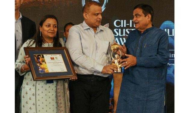 Grasim Cellulosic Division Vilayat wins “CII-ITC Award for Excellence in Environment Management”