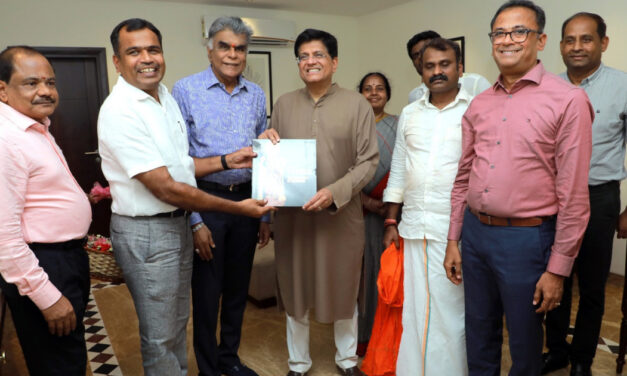 Requisition by tea to address tiruppur knitwear sector issues