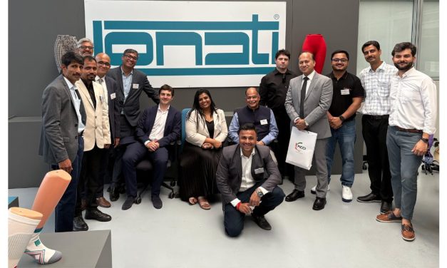 Lonati welcomes a delegation of Indian entrepreneurs