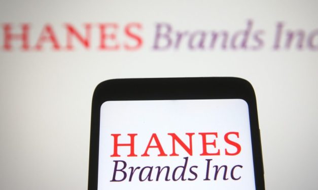 Gildan and HanesBrands agree to combine to create a global basic apparel leader