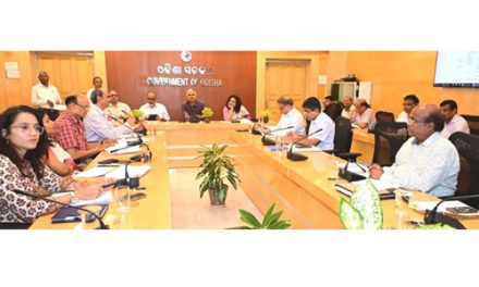 Odisha boosts textile sector with ₹700 cr investment, 1,000 new jobs in Khurda