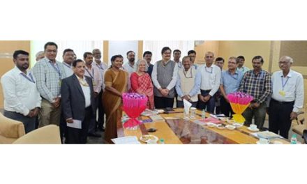 Secretary, Ministry of Textiles Reviews Activities of Textile Institutions, Export Councils, and Research Associations in Mumbai