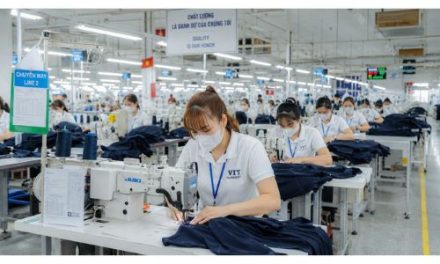 Vietnam textile exports rise, but orders weaken