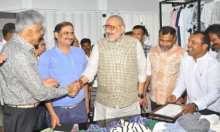 Union Minister for Textiles Shri Giriraj Singh visits Tiruppur, calls for MMF expansion and sustainable growth