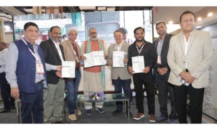 Shri Giriraj Singh, Hon’ble Minister of Textiles, released the report ‘India Textiles & Apparel CXO Blueprint 2030’ by CMAI & GATS