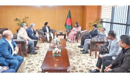 Bangladesh buying houses seek govt push to expand garment sourcing markets