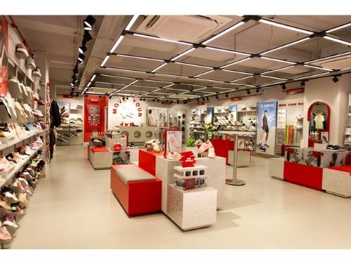 Campus Activewear unveils its first reimagined store in New Delhi